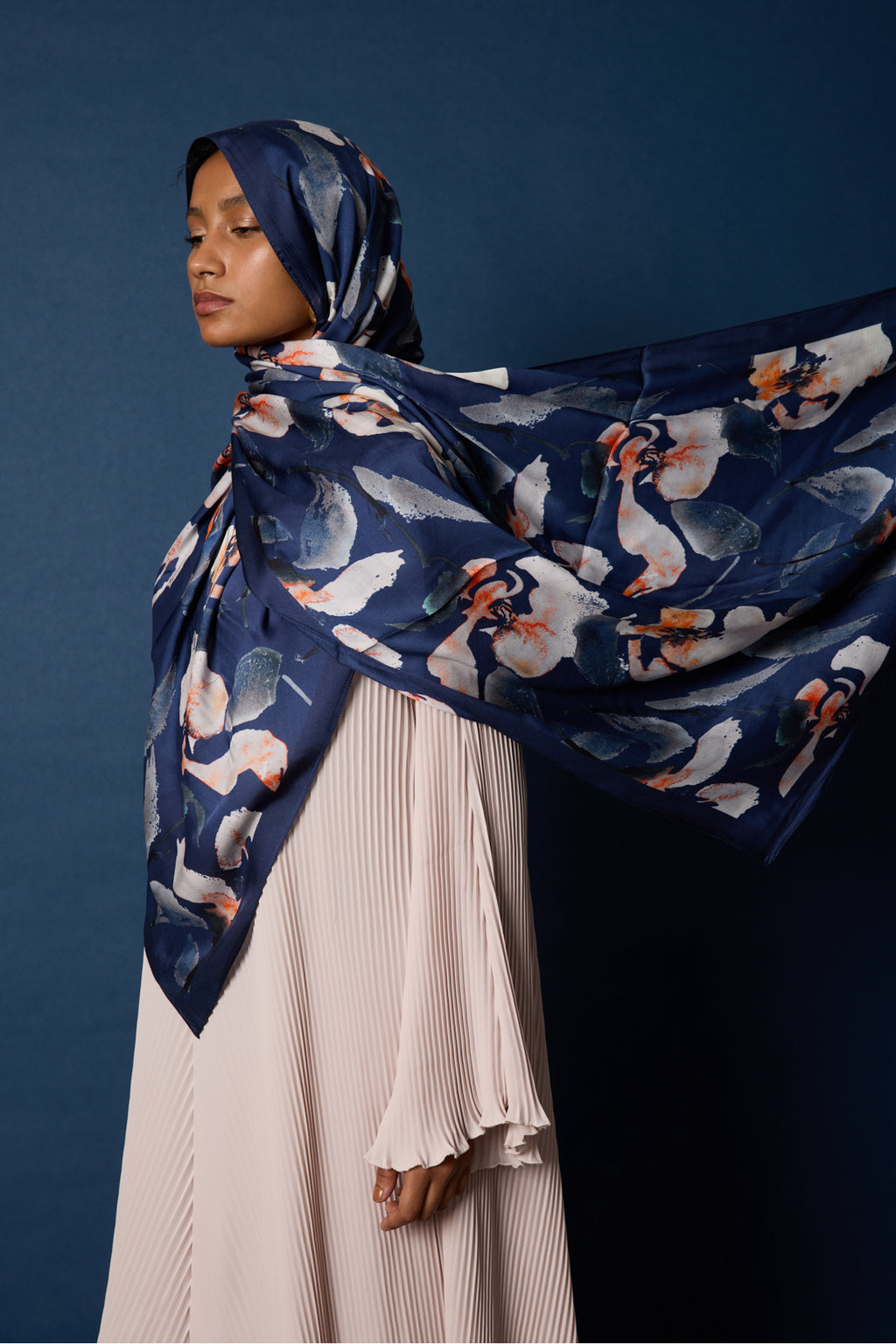 Organic Viscose İpeği İNCİRA ŞAL - FLoral Desenli - görsel 3