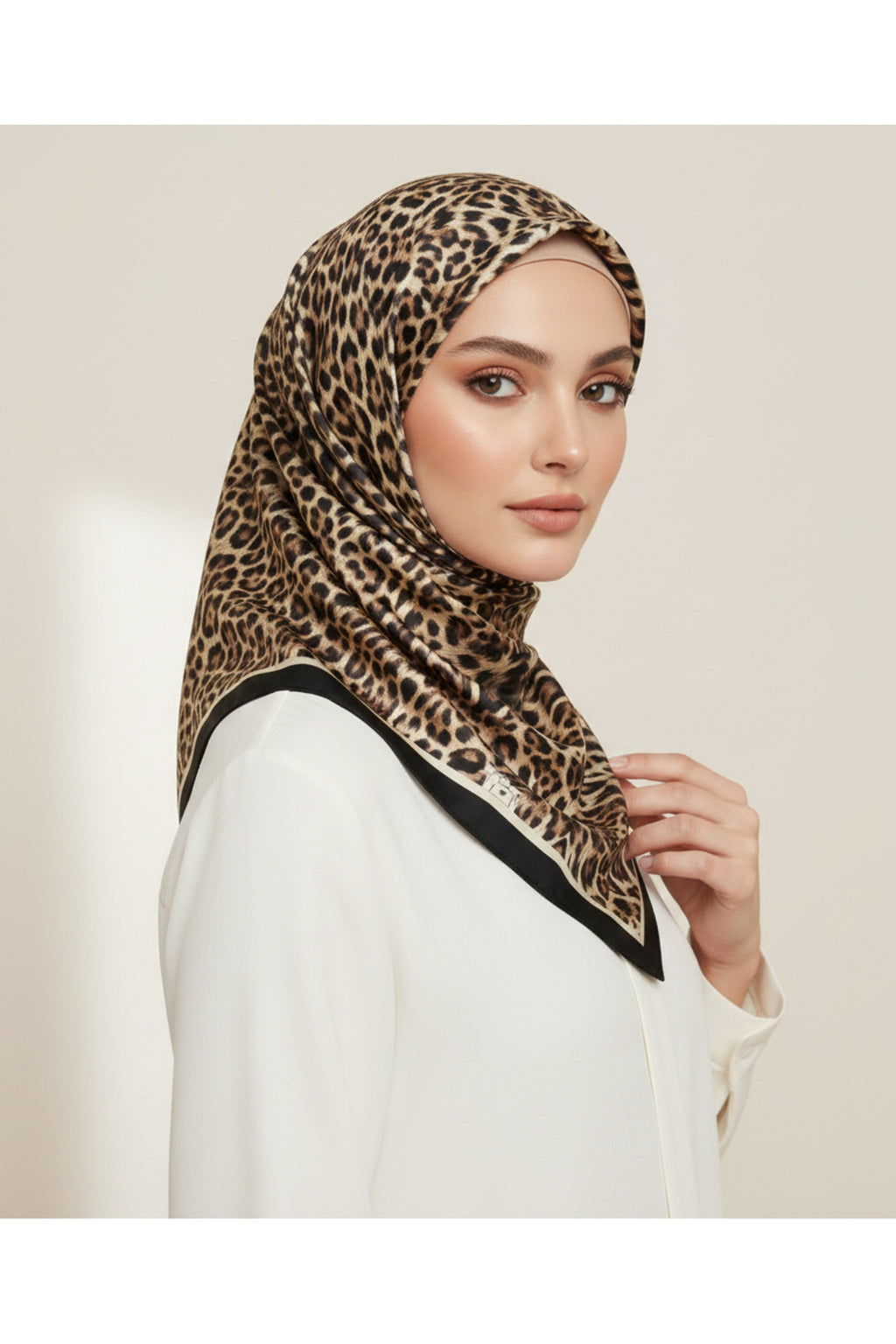 Leo Desen 90X90cm Organic Twill Eşarp/Fular - Siyah