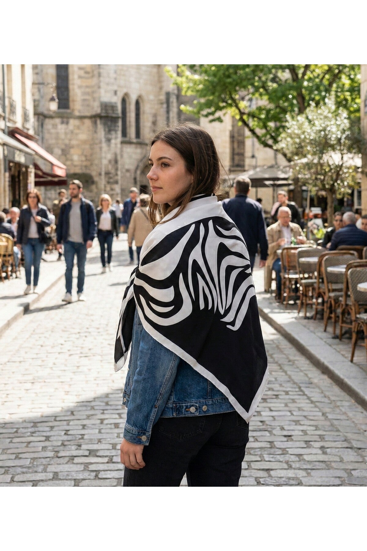 Zebra Akışı Desen 90X90cm Eşarp/Fular - Siyah