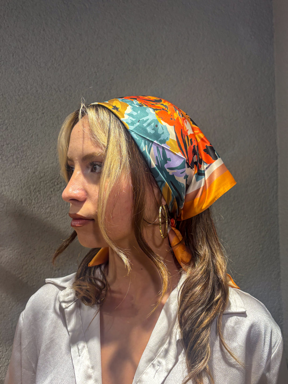 Gün Batımı Bahçesi Desen 70*70cm Bandana/Fular